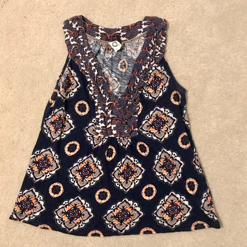 Akemi + Kin Sleeveless Top